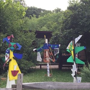 Meet your Posher, Esra